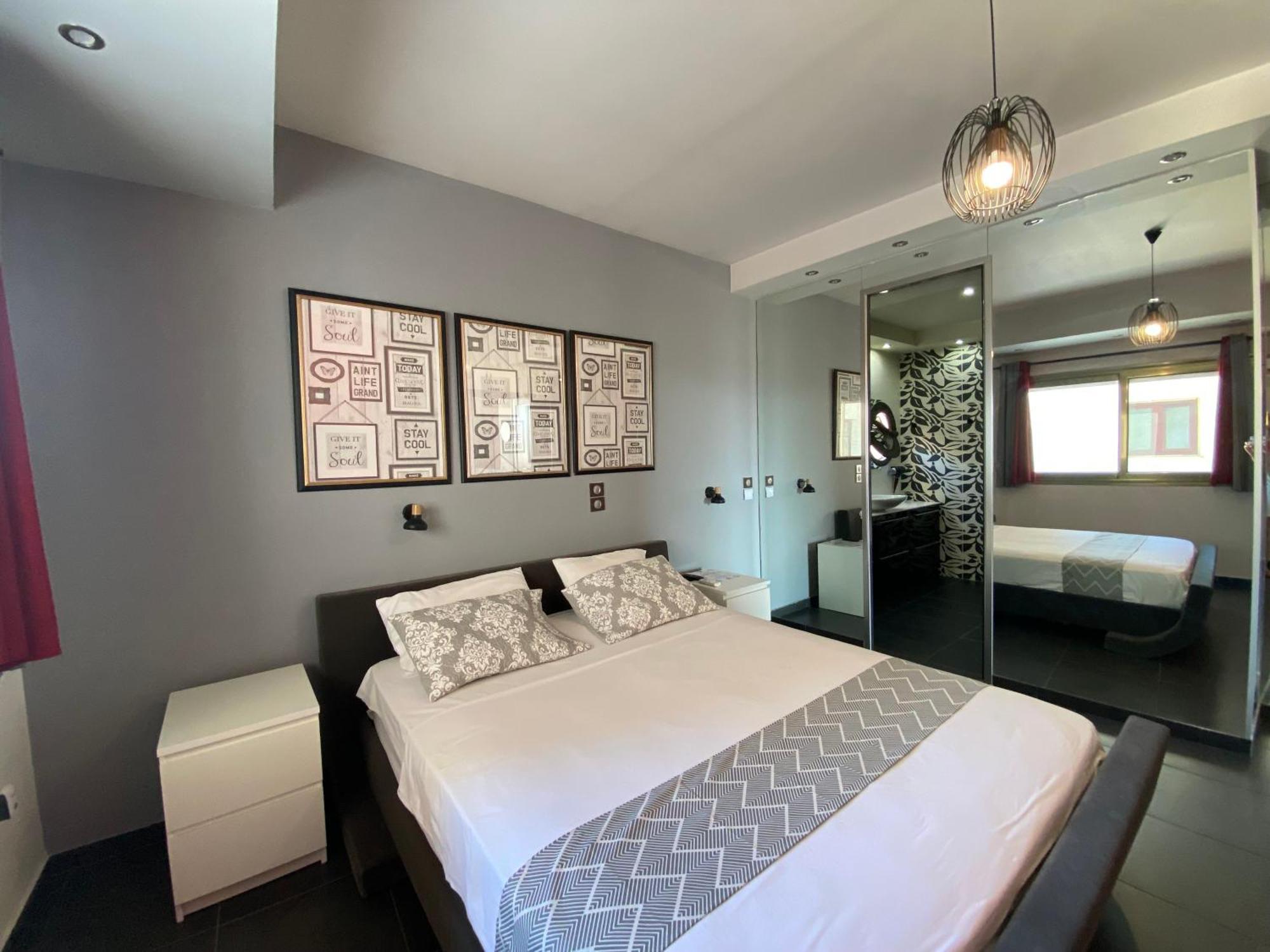 Luxury View Apartment 10Min From Athens Airport Коропион Экстерьер фото